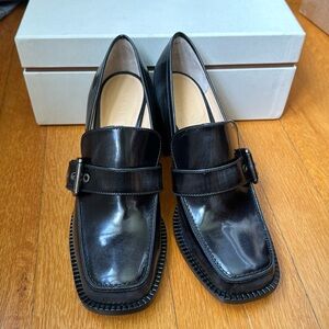 EUC M Gemi block heel loafers 37.5